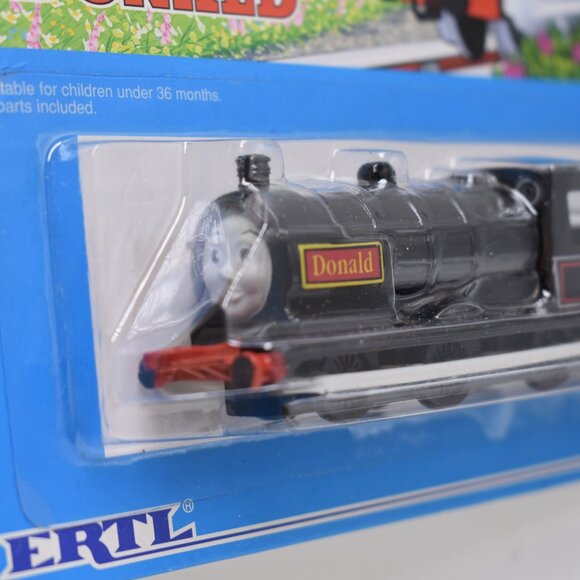 Donald No. 9 - Thomas the Tank Engine & Friends Ertl Collection Diecast 1993 - Picture 7 of 12